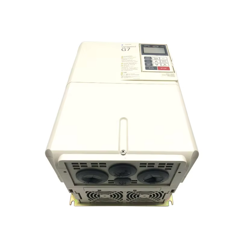 Invertitore di frequenza Yaskawa dell'elevatore VTSP378 L1000A 7.5kw 3 FASE 400VAC per l'edificio per uffici